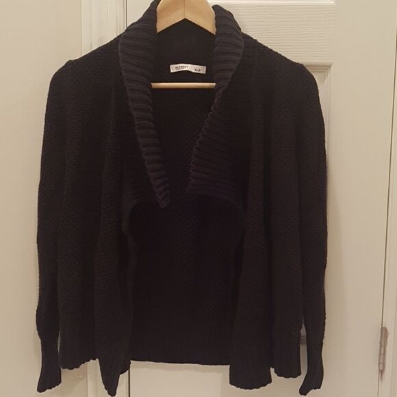 3/$20 Old Navy black cardigan woman size S - Picture 1 of 7
